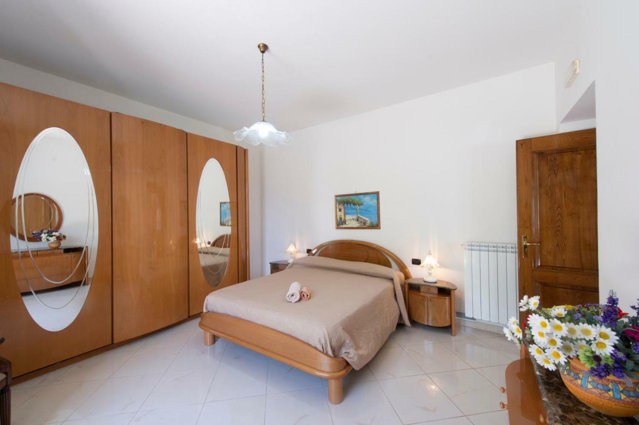 Da Zia Adele Hotel Аджерола Екстериор снимка
